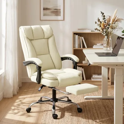 Imagen del producto de Silla de oficina ergonómica Sweiko con reposapiés, tapizada en cuero sintético, con ruedas, giratoria, de metal, color beige y negro