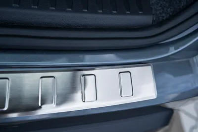 Produktbild von Ladekantenschutz mit Abkantung passend für Seat Arona 6P Edelstahl ab Bj. 2017-, Farbe:Silber