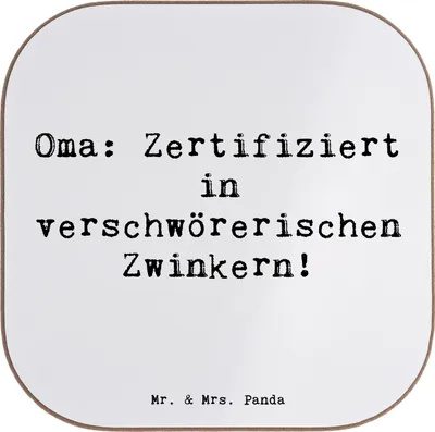 Produktbild von Mr. & Mrs. Panda untersetzer personalisiert Oma Zwinkern - Weiß - Geschenk, bedruckt, Familie, Omi, Großmutter, Komplizenschaft, Verbundenheit, Personalisierte, Geschenke
