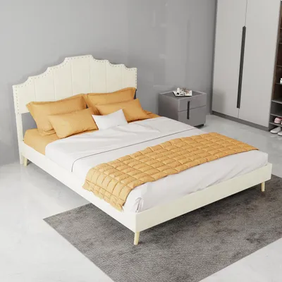 Zdjęcie produktu dla Łóżko z drewna 140x200 cm w kolorze białym, z szufladami i zagłówkiem w formie regału na książki. Konstrukcja łóżka wykonana z litego drewna sosnowego i MDF, wyposażona w stelaż