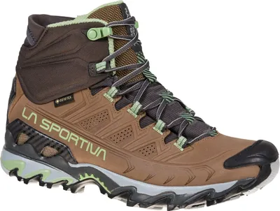 Wanderschuh für Damen; Modell "Ultra Raptor II Mid Leather Woman GTX" von La Sportiva in Braun mit grünen Akzenten.
