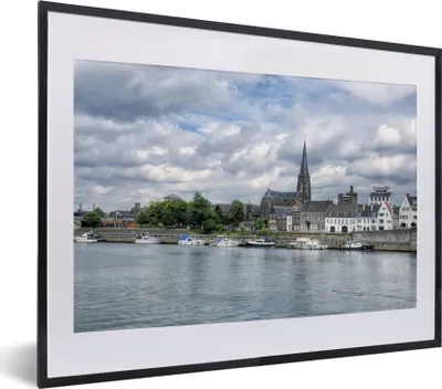 Produktbild von MuchoWow® MuchoWow® Gerahmtes Poster Wasser - Maastricht - Luft 40x30 cm - Poster mit zchwarzem Bilderrahmen - Bilderrahmen - Poster im Rahmen