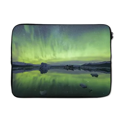 Produktbild von MuchoWow® Laptop Hülle 13 Zoll Nordlichter - Grün - Reflexion Laptoptasche - Laptophülle - Sleeve - Rundumschutz