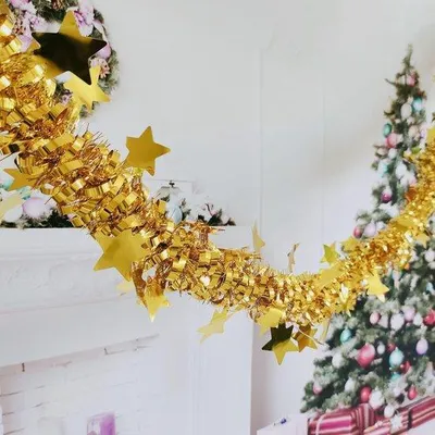 Produktbild von Famanu Girlande Sterne - Festliche Dekoration - Glänzendes PET Material - 2 Meter Lang - Gold