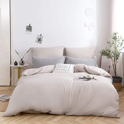 Immagine prodotto di Set di lenzuola in microfibra spazzolata, composto da 4 pezzi: 2 lenzuola da 135x200 cm e 2 federe da 80x80 cm, colore beige, con chiusura a zip