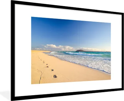 Produktbild von MuchoWow® MuchoWow® Gerahmtes Poster Strand - Meer - Berge 90x60 cm - Poster mit zchwarzem Bilderrahmen - Wanddekoration - Fotos