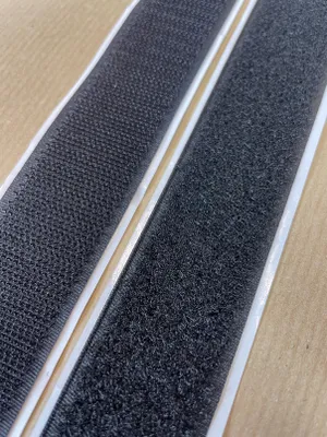 Produktbild von Klett  selbstklebendes Flauschband weiss, 50 mm breit