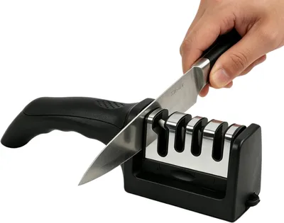 Produktbild von Manueller Messerschärfer mit 4 Stufen, Wolframcarbid, kompakt, rutschfest, für Küchenmesser