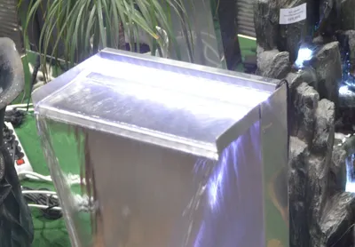 Produktbild von KÖHKO® Wasserfall "KOBRA" aus Edelstahl 23006 Gartenbrunnen mit LED-Beleuchtung