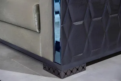 Produktbild von Dreisitzer Luxus Sofa 3 Sitz Sofas Sitz Design braun Metall mit Textil