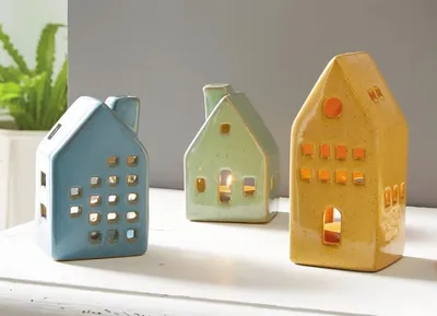 Produktbild von 3x Teelichthalter "Häuser" aus Porzellan, Haus in gelb, grün & blau, Räucherhäuschen, Dekohaus
