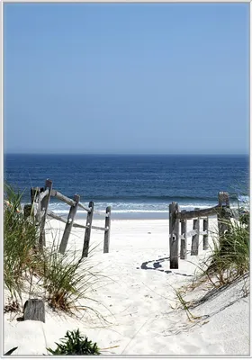 Produktbild von Wallario Wandbild Blick auf Strand, Größe: 70,30 x 100,30 cm, Poster mit weißem Kunststoffrahmen