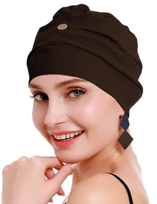 Image de Casquette en coton pour femmes, idéale pour les traitements de chimiothérapie, pour celles qui souffrent de perte de cheveux due au cancer. Fabriquée en coton