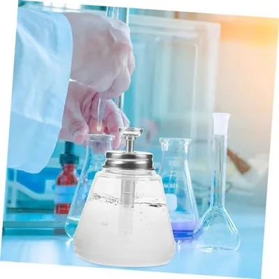 Produktbild von Transparente Glasflasche mit Pumpspender zur Aufbewahrung von Flüssigkeiten