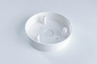 Zdjęcie produktu dla TP-LINK držák s kabelovou krytkou pro kamery VIGI C400/C440/C440-W na stěnu nebo strop bílý