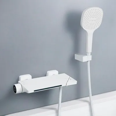Produktbild von Badewannenarmatur Wasserfall mit Handbrause Wandmontage Messing Weiß