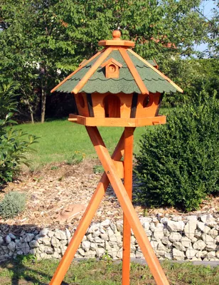 Produktbild von Großes Vogelhaus mit Ständer und Solar grün Typ 24