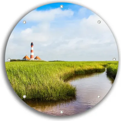 Produktbild von Wallario rundes Outdoor-Poster für Garten oder Balkon, Motiv Kleiner Bach durch Schilf auf dem Weg zum Leuchtturm, 30 cm Durchmesser
