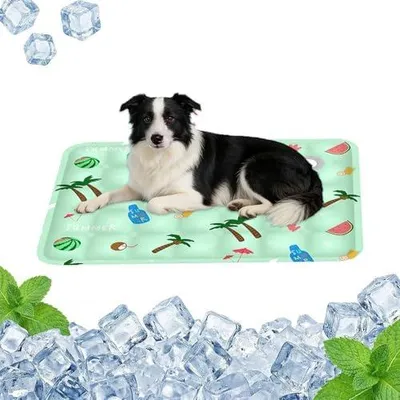 Produktbild von Kühlmatte für Hunde Katzen, Wassereinspritzung Pet Cooling Mat Kühlkissen, Selbstkühlende Kältematte für Haustiere, Faltbar Kühl Hundedecke Pad im Sommer für Drinnen und Draußen - 60 * 90CM