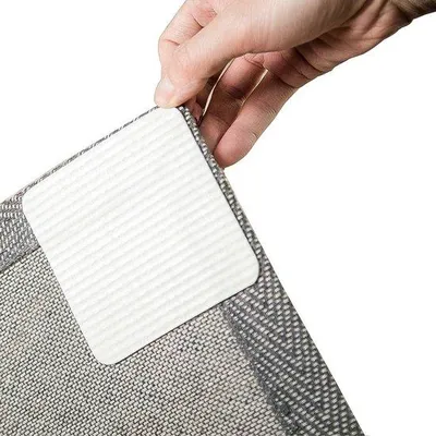 Immagine prodotto di Tappetini antiscivolo per pavimenti lisci in materiali duri - 10x10 cm - bianchi - confezione da 12 pezzi