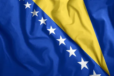 Produktbild von Flagge Bosnien und Herzegowina mit Ösen - reißfest - 90 x 150 cm