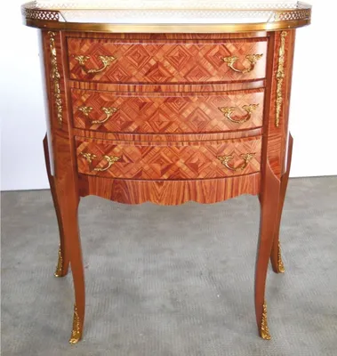 Produktbild von Casa Padrino Luxus Barock Nachtkommode mit 3 Schubladen Braun / Gold - Barock Schlafzimmer Möbel