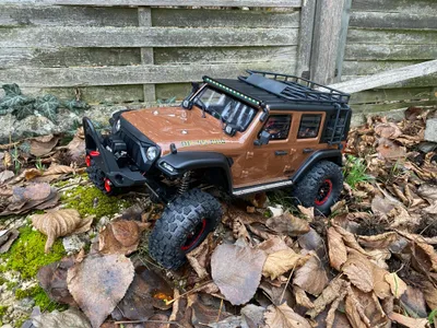 Obrázok produktu pre DF modely DF-4S PRO Crawler hnedý 313mm 1:10, navijak, LED