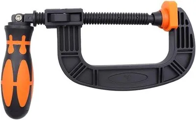 Immagine prodotto di Morsetto a G per la lavorazione del legno - Morsetto a C - robusto utensile in metallo per la lavorazione del legno - fissaggio rapido - adatto alla lavorazione del legno - nero - robusto e resistente.