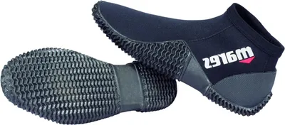 Productafbeelding van Waterschoenen - Duiklaarsjes - Watersport - Antislip zool - 2 mm - Zwart
