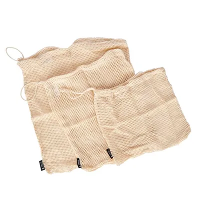 Three mesh bags are arranged diagonally on a white background.