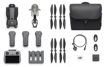 Produktbild von DJI Mavic 4 Pro Fly More Combo, 4 Rotoren, 100 MP, 12288 x 8192 Pixel, 27 m/s, 6654 mAh, Grau
