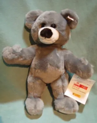 Produktbild von Steiff - 996337 - Berliner UNICEF Bär von 1999, 26cm, Webpelz, weiße Fahne