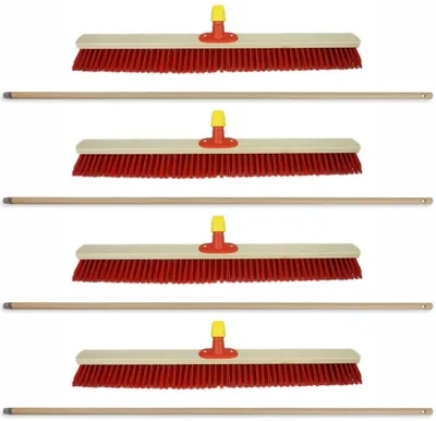 Produktbild von Novaliv 4x Straßenbesen 80 cm mit Holzstiel I Elaston rot I Besen für draußen I Industriebesen Gartenbesen mit Stiel  Schneebesen Allzweckbesen Stallbesen Winterbesen