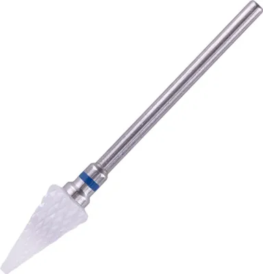 Produktbild von Keramikausstecher zum Entfernen von Masse, Dreieckiger Weihnachtsbaumkegel, S 3/32'', mittel