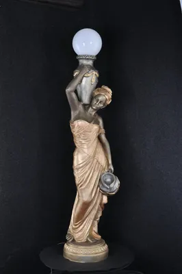 Produktbild von Stehleuchte Lampe Leuchte Statue Figur Skulpturen Skulptur Statuen Stanlampe Neu