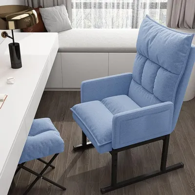 Image de Fauteuil élégant et rembourré avec repose-pieds, fauteuil de relaxation moderne