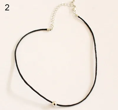 Produktbild von Frauen Mode zarte Kunstleder Perlen Dekor Kette Halsband Schlüsselbein Halskette-Silber