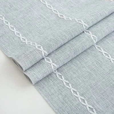 Obrázok produktu pre Sivý boho obrus na stôl, 170 cm, z pevného polyesteru