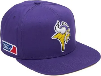 Productafbeelding van Pet Urban Classics DefShop x European League of Football Vienna Vikings, model snapback, paars - UNI