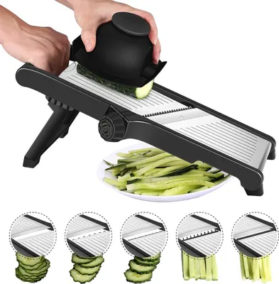 Produktbild von Handgeführte Mandoline aus Stahl für dicke Scheiben mit Sicherheitsfingern