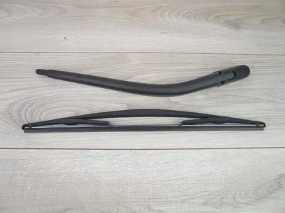 Obrázek produktu pro Stěrač zadní ramínko - Opel Zafira A