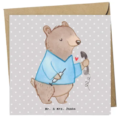 Produktbild von Mr. & Mrs. Panda Grußkarte Arzthelfer Herz - Grau Pastell - Geschenk, Klappkarte, Krankenhaus, Arztpraxis, Sprechstundenhilfe, Ausbildung, MFA, anlasskarte, faltkarte