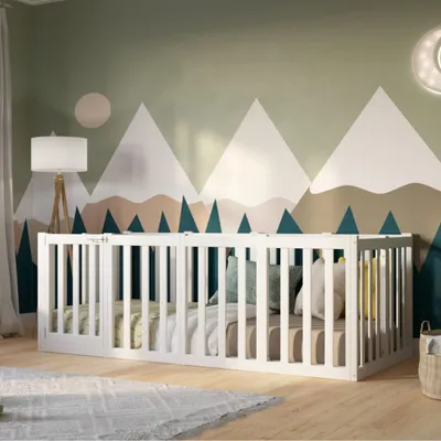 Produktbild von Crazy Pine Kinderbett 200x140 cm – Weiß - Montessori Bodenbett mit Hohem Rausfallschutz 73cm und Öffnbarer Barriere  - Crazy John