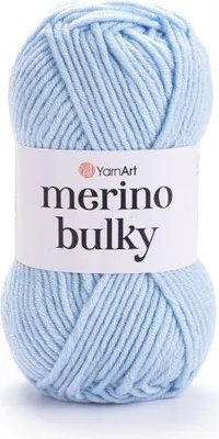 Produktbild von YarnArt Merino Bulky Wolle 215 Hellblau, 100g/100m, Weich & Warm, Ideal für Winterprojekte