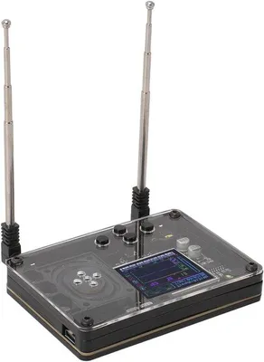 Zdjęcie produktu dla Elektroniczny instrument typu theremin z kolorowym wyświetlaczem i kompletem akcesoriów – regulowana charakterystyka brzmienia