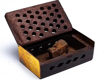 Image de Encens Résine Myrrhe Dans Boîte En Bois --paquet De 3 Pièces - 6x4 Cm