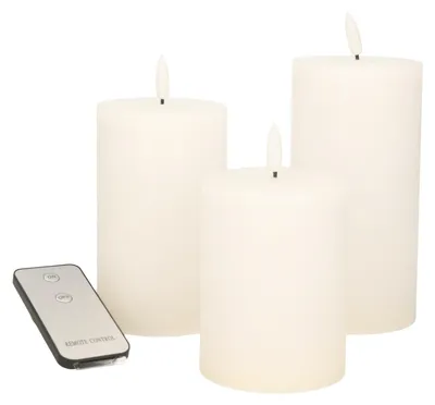 Produktbild von Anna's Collection LED-Stumpfkerzen mit Fernbedienung - 3x - weis