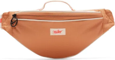 Produktbild von NIKE NK HERITAGE S WSTPCK - RETRO 225 AMBER BROWN/AMBER BROWN/BR 225 AMBER BROWN/AMBER BROWN/BR One Size