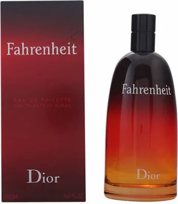 A bottle of Christian Dior Fahrenheit eau de Toilette and its packaging are displayed side-by-side against a white background.