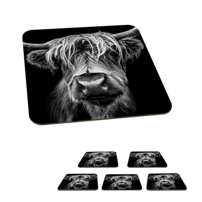 Produktbild von KitchenYeah® Glasuntersetzer Quadratisch 6er Set Schottisches Hochlandrind - Hörner - Schwarz - Weiß - Kuh - Wild - Tiere 10x10 cm Untersetzer für Gläser - Getränkeuntersetzer - Tischplattenschutz -